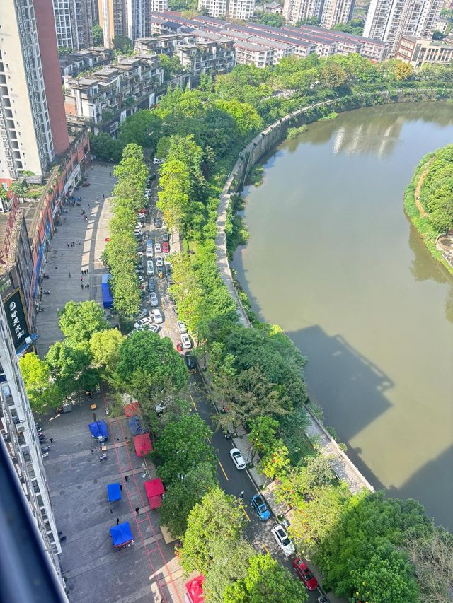 你去咗重慶 咁我建議你唔好唔記得去榮昌睇吓