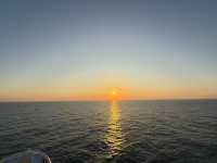 🌅 Golden Hour on the Spectrum of the Seas