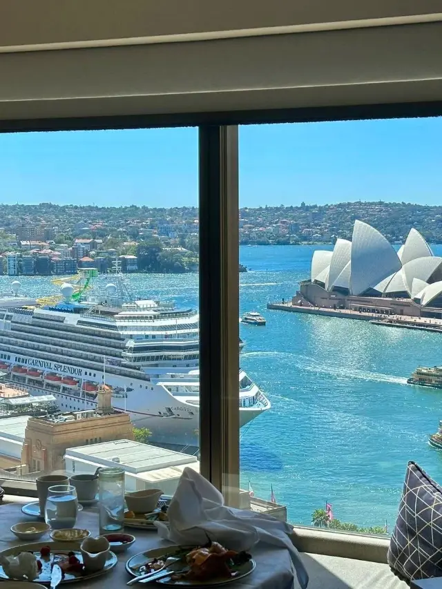 Sydney, Australia! The graduation trip stay at the hotel of a lifetime
