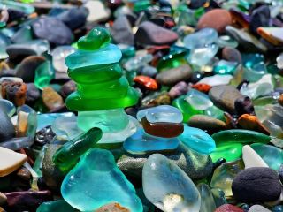 Russia's "Edge of the World" - Vladivostok's Glass Beach