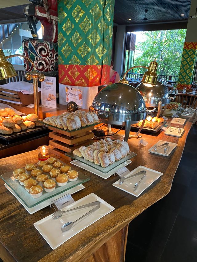雷吉安|享受海灘假期的奢華綠洲   酒店：雷吉安海灘酒店  地址：Jalan Melasti