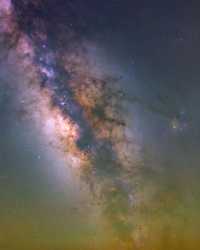接下來嘅江浙滬｜將墜入流星同螢火共舞嘅夢幻夜||