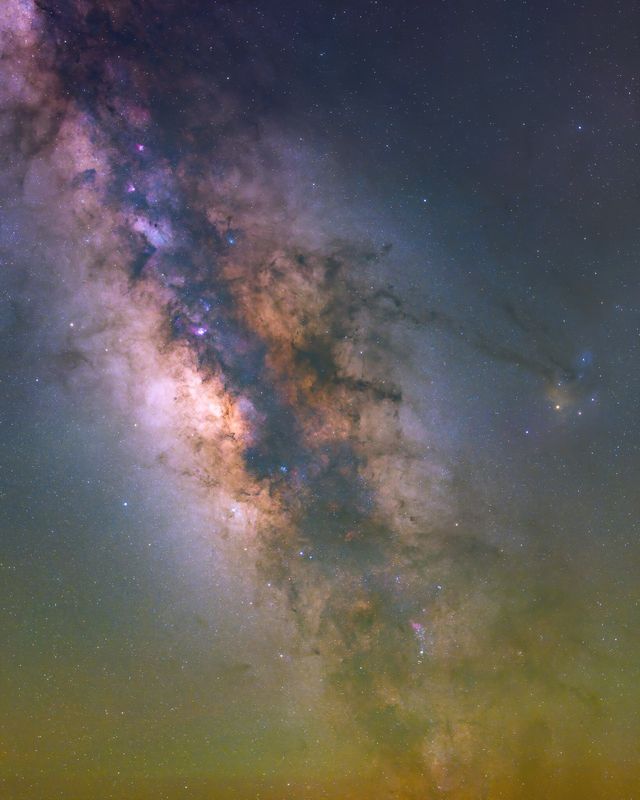 接下來嘅江浙滬｜將墜入流星同螢火共舞嘅夢幻夜||