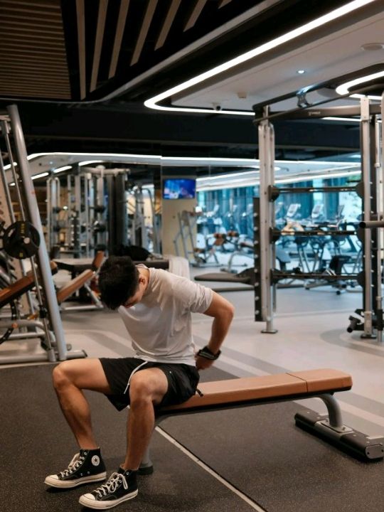 夏天，當然是衝健身房啦💪