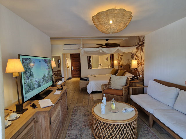 An Unforgettable Stay at Paradise Cove