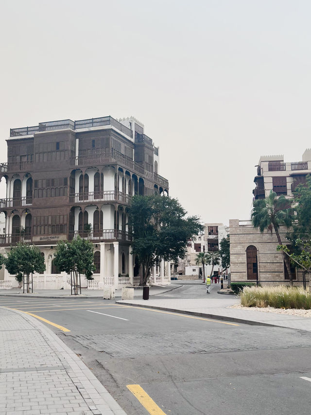 Melangkah ke Jeddah: Gerbang Menuju Kota Suci dan Seni Urban yang Memukau