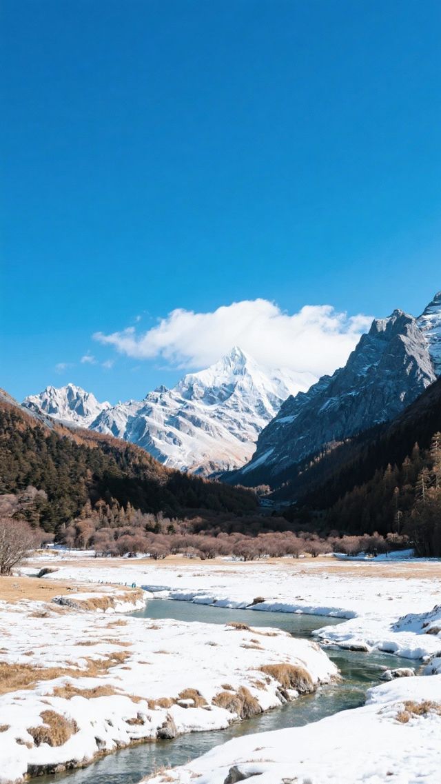 12月稻城亞丁四天三晚,奔赴雪域秘境! 12月稻城亞丁四天三晚,奔赴雪域秘境!