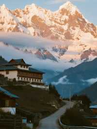 夏日梅里雪山親子遊！既下山梅里酒店，邂逅日照金山