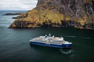 Antarctica Epic Guide from December to February with Swan Cruises Full Process