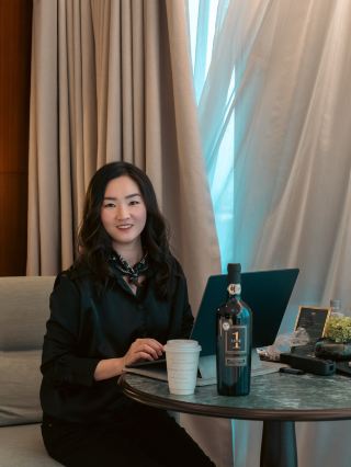 โรงแรมที่คัดสรรมาอย่างดีเยี่ยมซึ่งตั้งอยู่ติดกับสนามบินเซี่ยงไฮ้หงเฉียวแห่งนี้ เป็นสถานที่พักที่ยอดเยี่ยมอย่างแท้จริง!