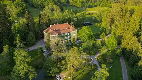 7 Incredible Hotels to Experience in Your Lifetime — traveler post in Pune