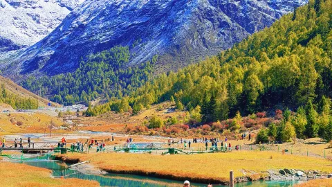 2-day, 1-night Lixiao Road road trip: Stunning colorful foliage in Western Sichuan — traveler post in Aba Prefecture