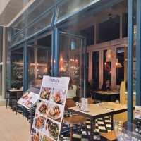 特色法式小酒館