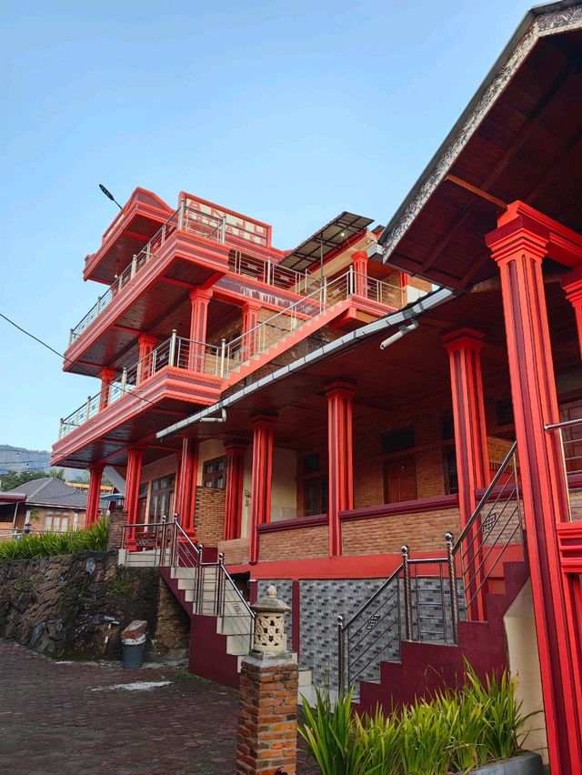 Budget hotel with a stunning view @Samosir Island 