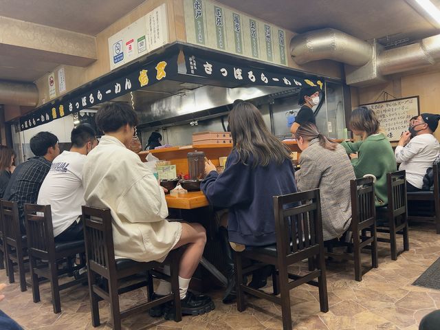 【札幌】行列必須！人気らーめん屋さんで深夜の麺活。