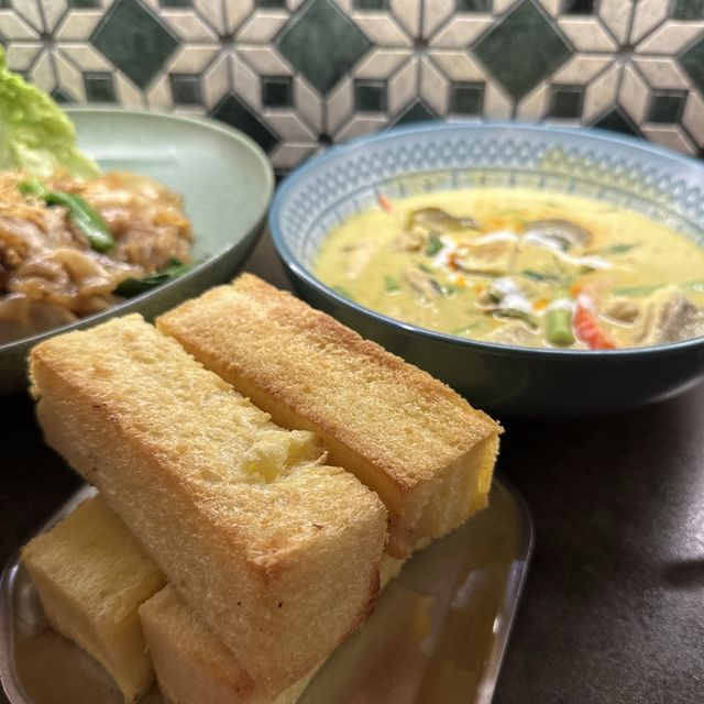 荃灣工業風低調新派泰菜Thai Nine