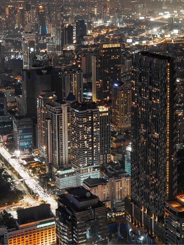 バンコクの夕日と夜景を満喫！King Power Mahanakhon Skywalk