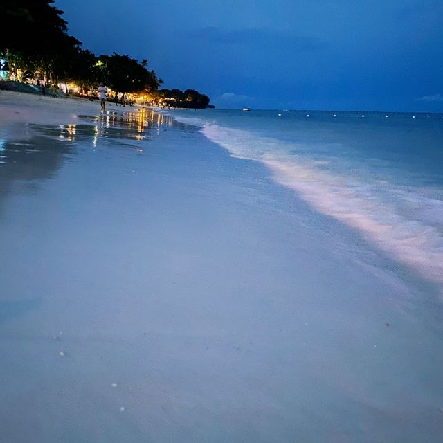 Stunning Alona Beach in Bohol