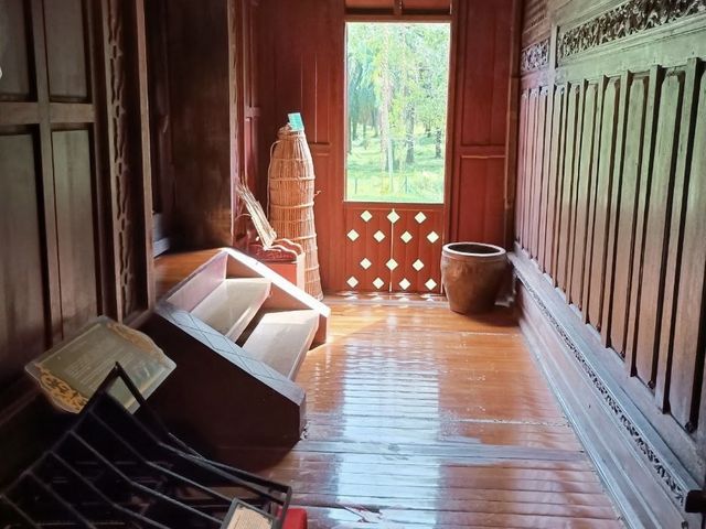 Replica Royal Palace Melawar (Rembau Museum) 