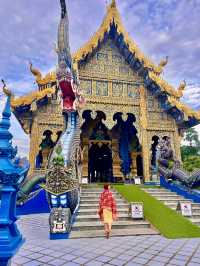Stunning Blue Temple In Thailand 💙
