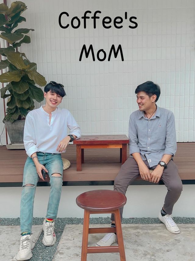 COFFEE'S MOM ☕️