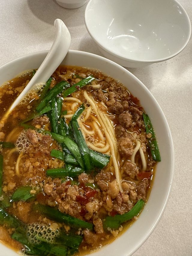 🇯🇵名古屋/ 名古屋名物 味仙の台湾ラーメン🌶🍜名古屋に来たら食べるべし！！