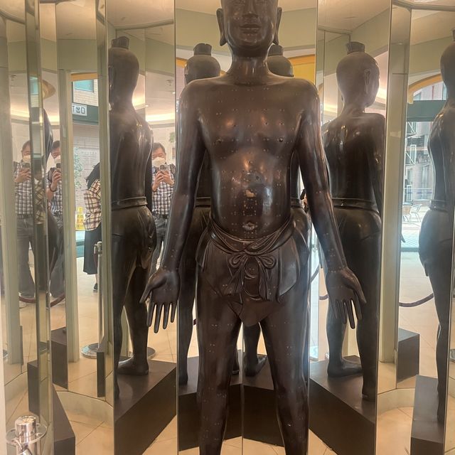 孔憲紹博士伉儷中醫藥博物館