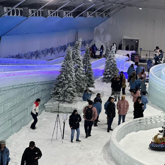 ตะลุยเมืองหิมะกลางกรุงเทพ Ice Magic 