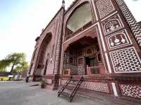 Agra's Art of Stone Carving