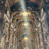 世界最大木雕佛教建築真理寺