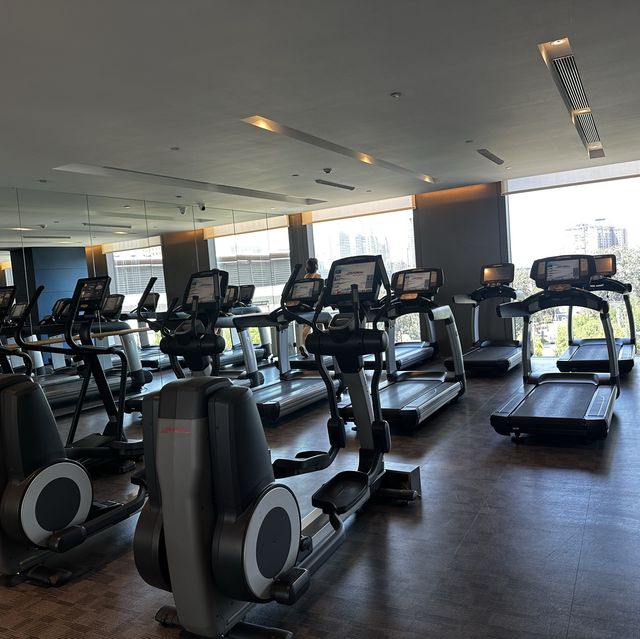 5星級優質地鐵站上蓋酒店-East Hotel Beijing 