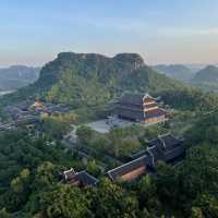 동남아 최대 규모의 사원, 닌빈 바이 딘 사원