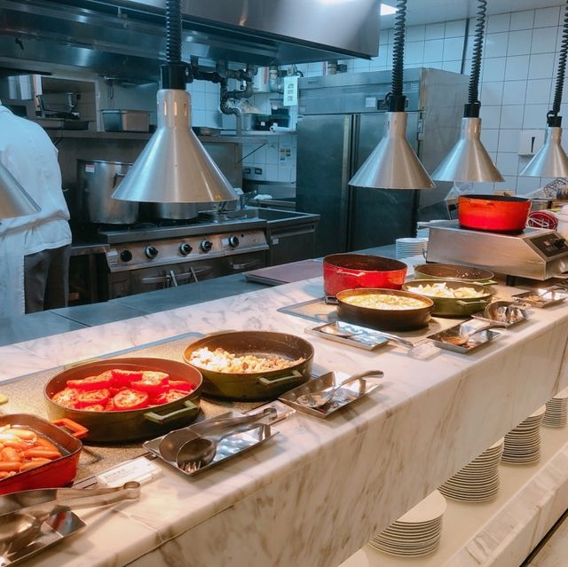 台北｜☀️Sunrise all day dining 敘日 全日餐廳-台北六福萬怡酒店