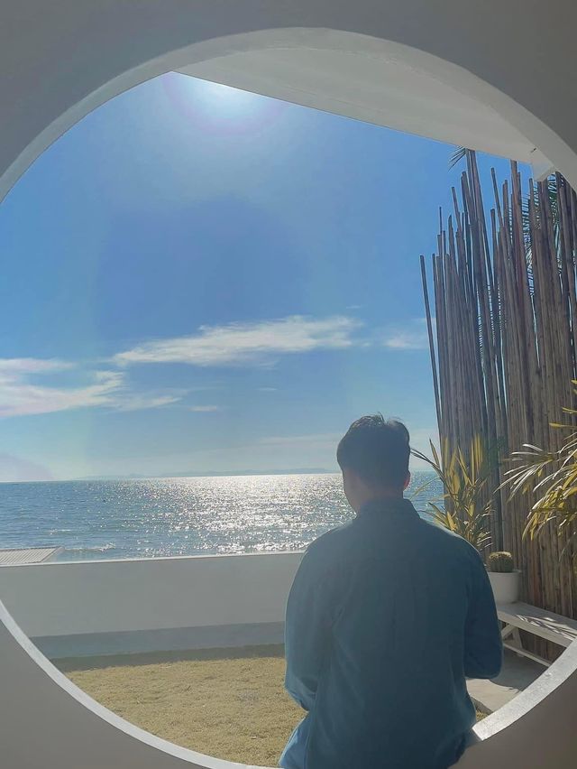หนีแมวมา 𝙑𝙤𝙣𝙜𝙤𝙡𝙚. 𝙗𝙚𝙖𝙘𝙝 𝙘𝙖𝙛𝙚 🏝