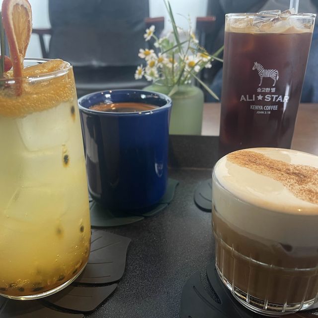 아프리카의 숭고한 별을 만나러 “ALI STAR”☕️