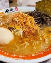 天氣咁凍就想食返碗熱辣辣拉麵