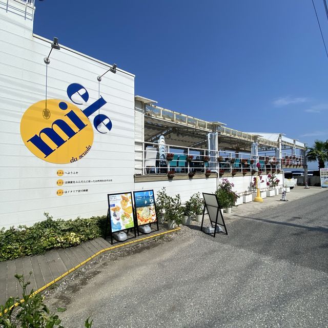miele（ミエレ）と海と神戸ポークのスペアリブ