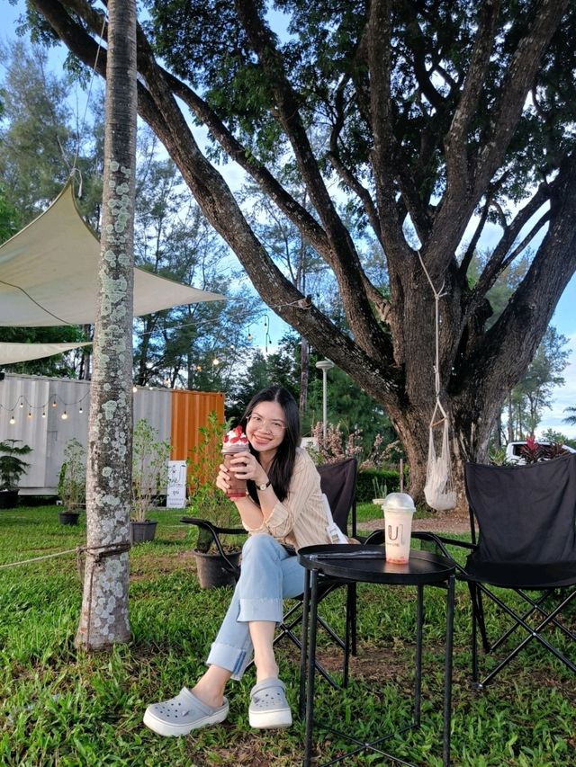 Une - อูเน่ สวนสนเขื่อนน้ำพุง