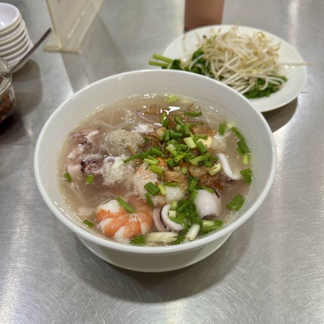 【ベトナム/ホーチミン】観光客が来ないドローカルな絶品店「Chính Gốc」