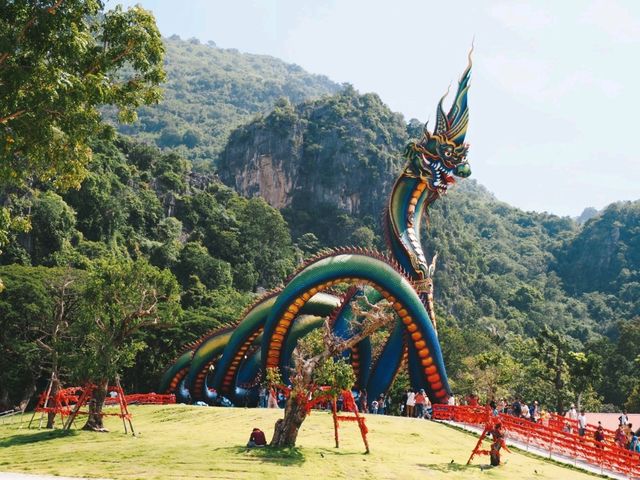วัดสวยห้ามพลาดเมืองเพชรบุรี