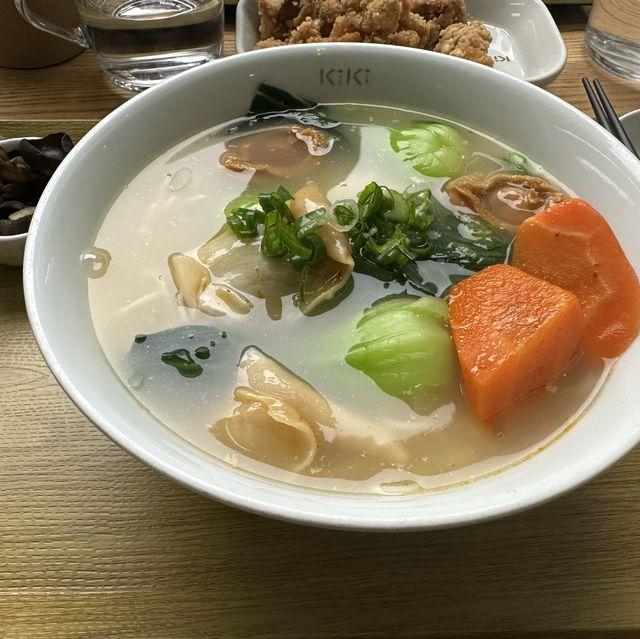 高質台灣特色-KiKi 麵 高質台灣特色-KiKi 麵