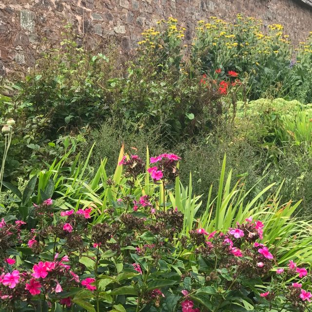 English Walled Gardens