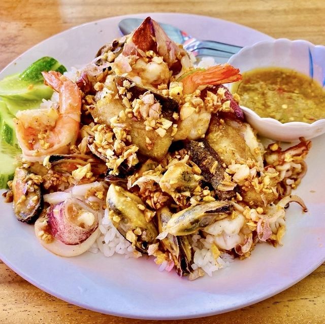 ก๋วยเตี๋ยวต้มยำ อาหารตามสั่ง เด็ดจริง
