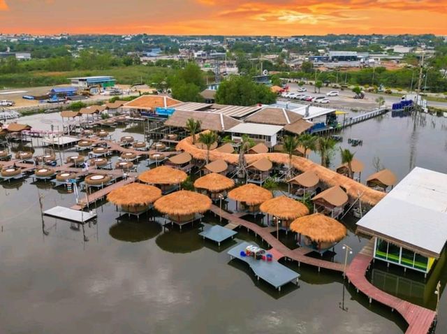 รีวิว Beachy cafe 