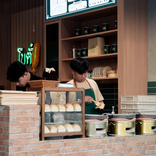 - Botan Udon โบตั๋น อุดรธานี -