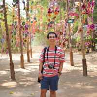ตลาดโอ๊ะป่อย - บรรยากาศ อาหาร และลำธาร 