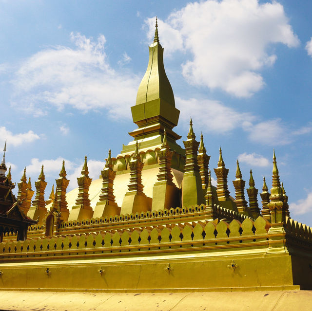 พระธาตุหลวงเวียงจันทน์