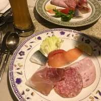   독일식 요리로 유명한 도쿄 신주쿠 맛집 - Keitel