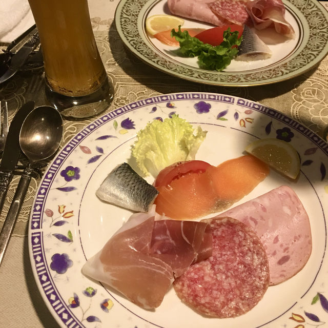   독일식 요리로 유명한 도쿄 신주쿠 맛집 - Keitel