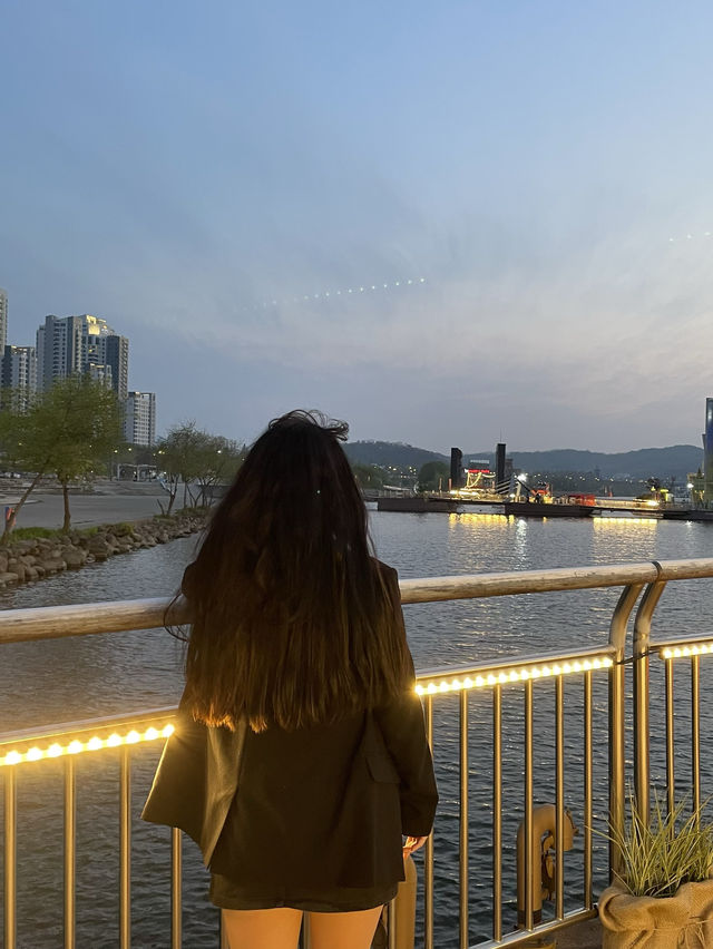 서울 반포한강공원 세빛섬